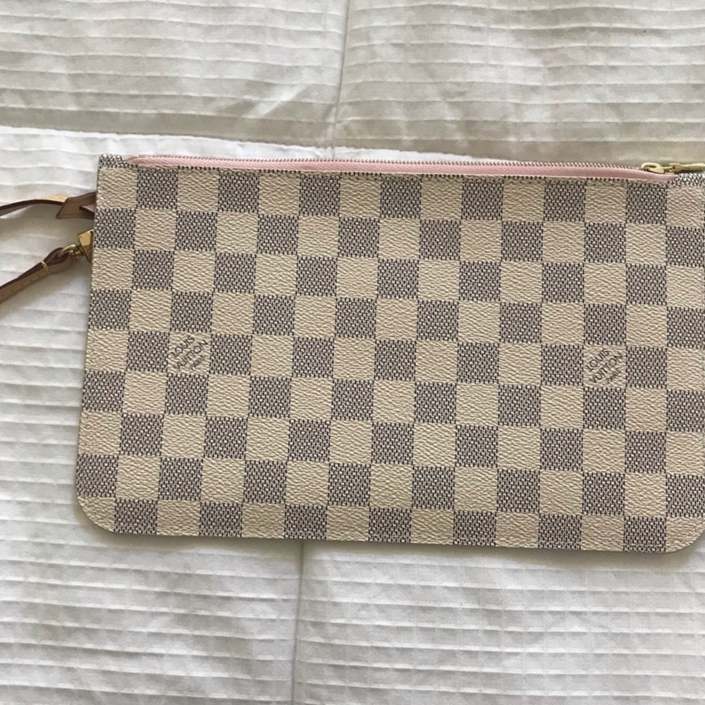 LV Authentic Pochette Damier Azur